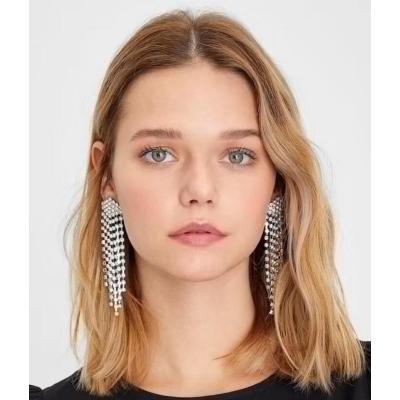 E-5565 4 Color Long Rhinestone Tassel Earrings Statement Bling Dangle Earring Simple And Elegant For Any Occasion