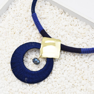 N-7327 Four color simple atmospheric fashion alloy acrylic necklace suitable for any occasion acrylic jewelry