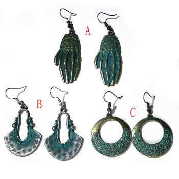 E-5449 Vintage Bronze Geometric Skull Skeleton Hand Drop Dangle Earrings for Women Party Punk Jewelry