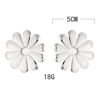 E-5703 Fashion Metal Style Gold and Silver Two Flower Pearl Earrings Simple Urban Beauty Earrings
