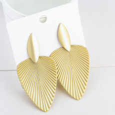 E-5732 Fashion Golden Leaf Flower Earrings For Woman