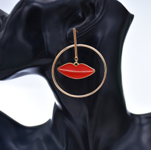 E-5817 Fashion Big Circle Gold Metal Lips Eye-shaped Asymmetry Dangle Statement Earrings for Women
