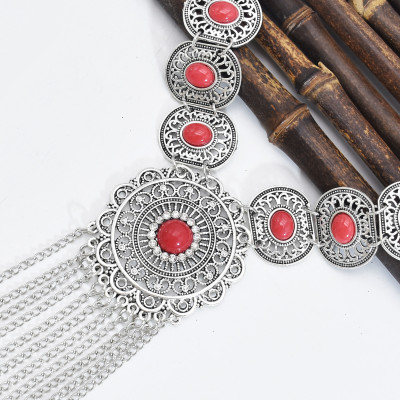N-7483 Bohemian gemstone hollow tassel necklace fashion atmosphere inlaid with Indian ethnic jewelry