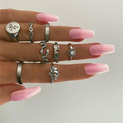 R-1546 New Bohemian Fashion Ring Set Hollow Heart-shaped Snake-shaped Carved Ring Ladies Fashion Jewelry