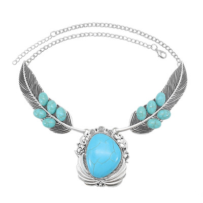 N-7576 Fashion Bohemian Ethnic Silver Metal Carved Feather Turquoise Pendant Retro Necklace New Gypsy Tribe Party Jewelry Gift