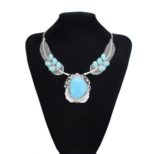 N-7576 Fashion Bohemian Ethnic Silver Metal Carved Feather Turquoise Pendant Retro Necklace New Gypsy Tribe Party Jewelry Gift