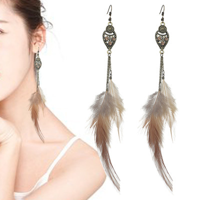 E-6150 Bohemian Stylish Girl Statement Gold Metal Tassel Rhinestone Beads Drop Dream Catcher Women Feather Earrings