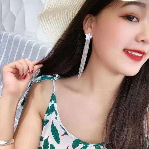 E-6297 Rhinestone Star Dangle Earrings Long Chain Tassel Drop Earrings