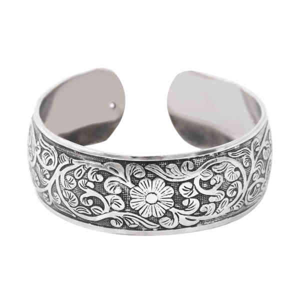 B-1197 Ethnic Vintage Tibetan Silver Open Cuff Bangles for Women Carved Flower Peacock Party Jewelry Gift