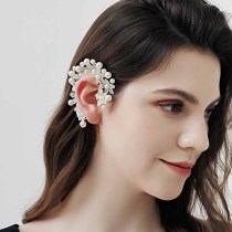 E-6577 1 Pc Acrylic Flower White Pearl Gold Alloy Wedding Ear Cuff Sweet Flower Handmade Ear Cuff