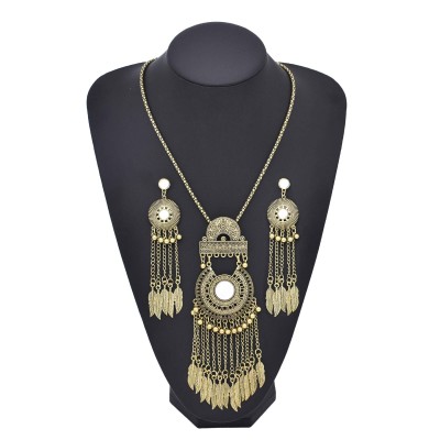 N-8096 Vintage Indian Ethnic Necklace Earring Set Long Chain Leaf Tassel Round Pendant Jewelry