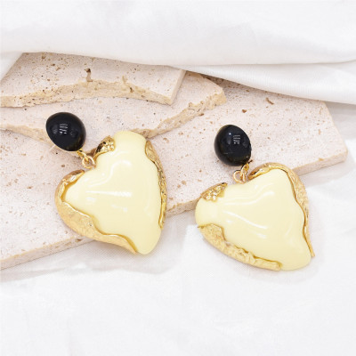 E-6607 Heart Shape Acrylic Gem Earrings Gold Dangle Earrings Summer Tourism Earrings Jewelry