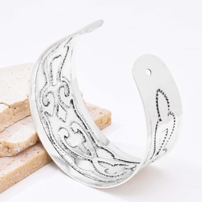 B-1310 Tibetan Vintage Silver Carved Flower Open Bracelet for Women