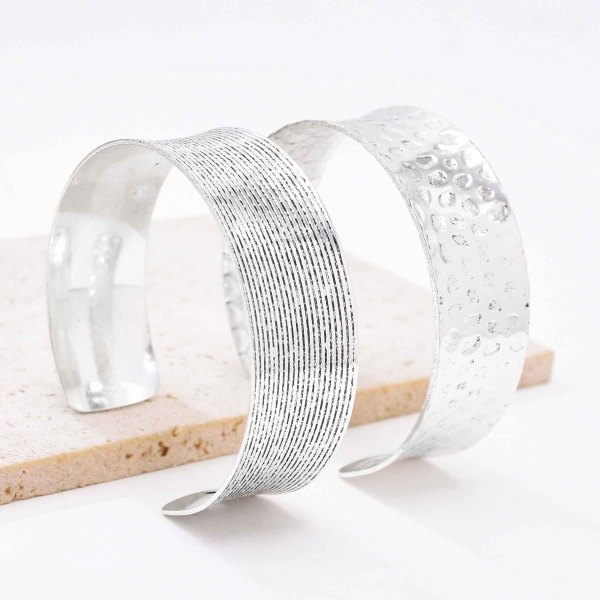 B-1311 Tibetan Vintage Silver Carved Flower Open Bracelet for Women