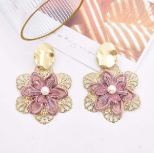 E-6678 Gold Alloy Hollowed Pink Lace Crystal 3D Flower Earrings for Women