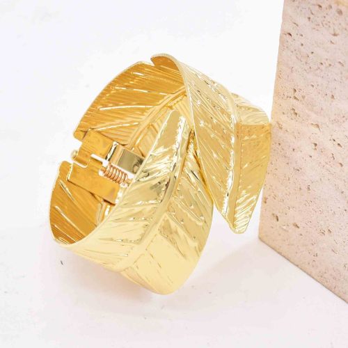 B-1362 Fashion Punk Golden Color Leaf Pattern Women Bracelet Bangle Jewelry