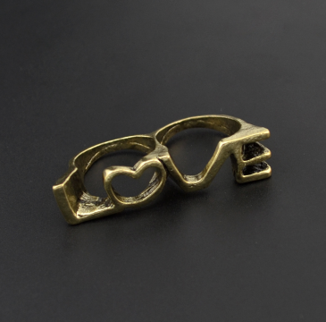 R-0678 Bronze Retro Love Shape Rings for Vintage Women Bohemian Party Jewelry