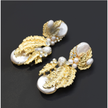 E-5522 2019 Newest Gold Leaf Drop Earrings for Women Bridal Tear Drop Hanging Earrings Pearls Jewelry
