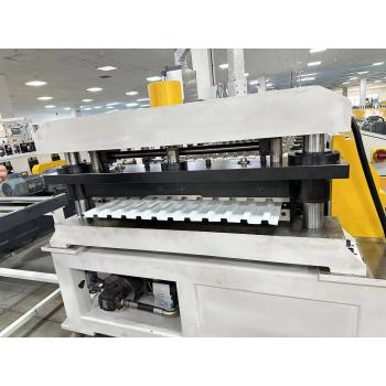 Roller door roll forming machine