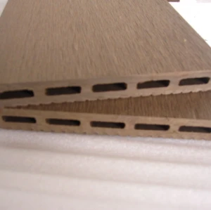 wood plastic composite decking board