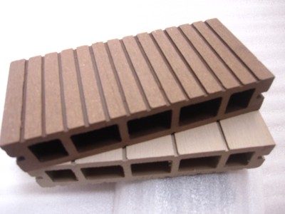 Plastic wood composite sheet