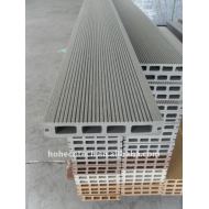 150x25MMの空の高品質のHDPE WPCのDeckingのwpcの木製のプラスチック合成のdeckingはビニールのdeckingをタイルを張る