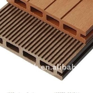 Grooved WPC flooring/decking