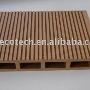 WPCの床板(ISO9001/ISO14001)
