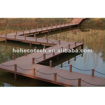 Slip resistance wood-plastic composite flooring