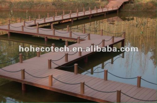 Slip resistance wood-plastic composite flooring