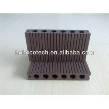 outdoor wood decking flooring for hot weather