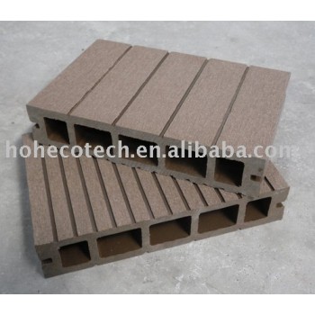 Wood-plastic composite decking board