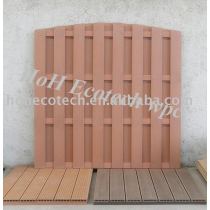 wood plastic composite fencing