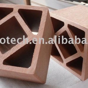 poteau composé en plastique en bois