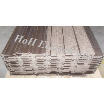 Einfache zusammengebaute WPC Wand
