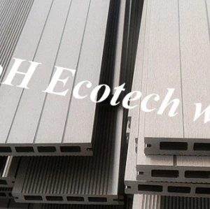Panneau de plancher de wpc de bonne qualité