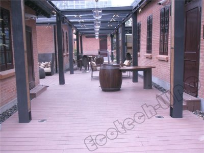 wood plastic composite outdoor decking