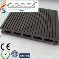 手入れ不要のdecking建物材料