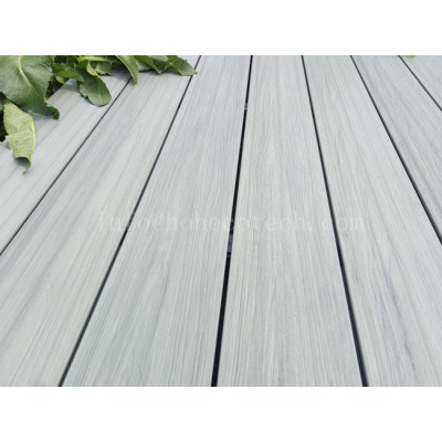 Outdoor ultra-low maintenance wood plastic composite decking