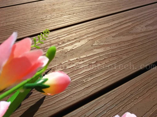 Long life span outdoor capped wpc decking floor