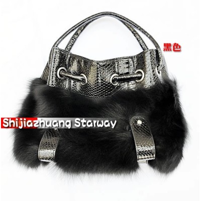 Luxurious fur bags Fox Fur Bags Fox Fur messenger bag sling Black shoulder Bags J07 Black