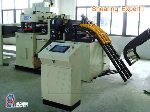 Digital-controlled Scroll Cutting machine