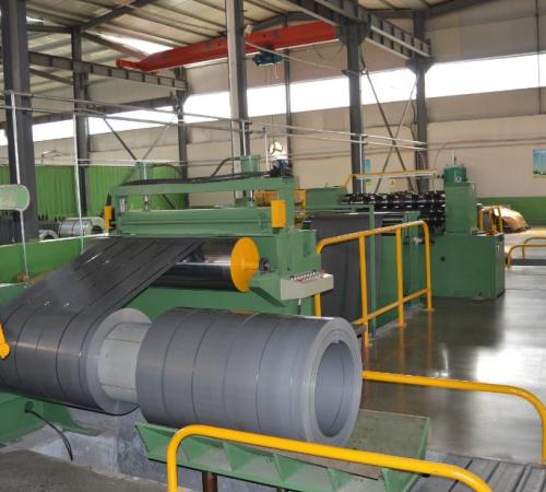 What Are the Application and Advantages of Slitting Line?