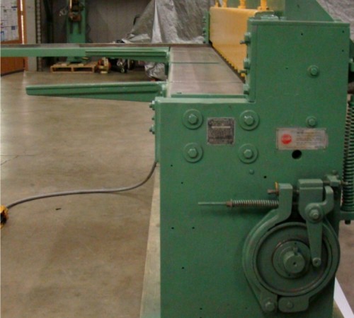 How to Find a Sheet Metal Shearing Equipment Manufacturer?