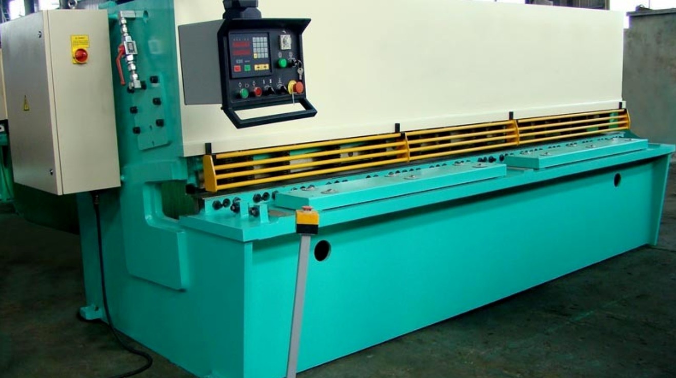 metal shearing machine