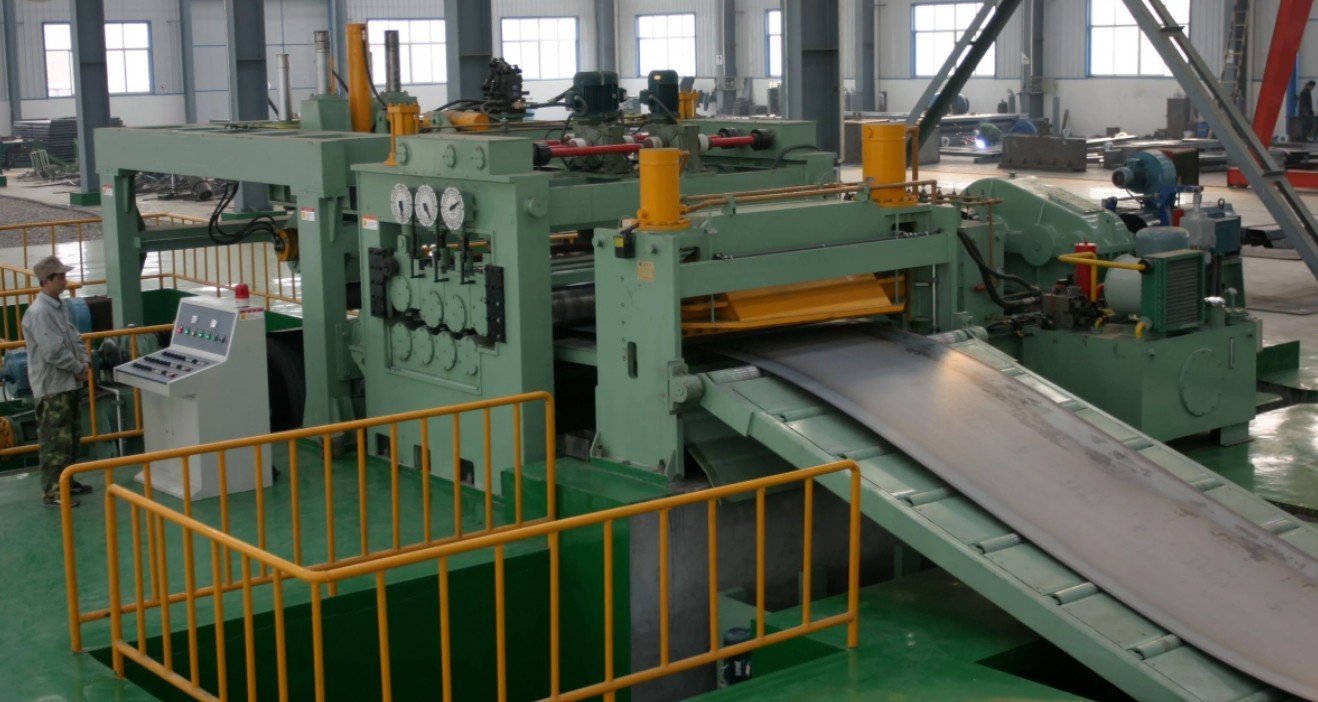 Cut-to-Length Cutting Line