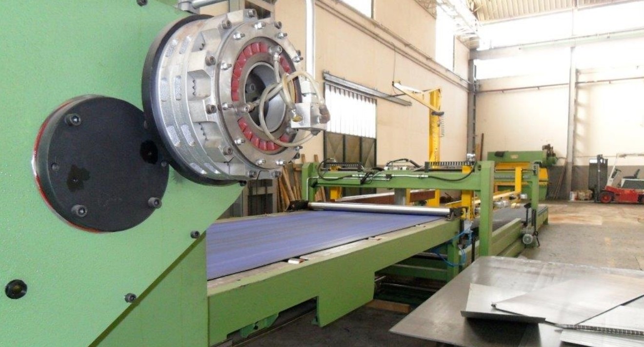 Cut-to-Length Cutting line