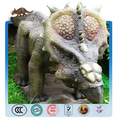 Animatronic Dinosaur pachyrhinosaurus