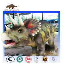 Simulation Dinosaur in Amusement Park