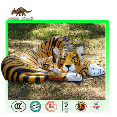 Animatronic animal tiger and baby
